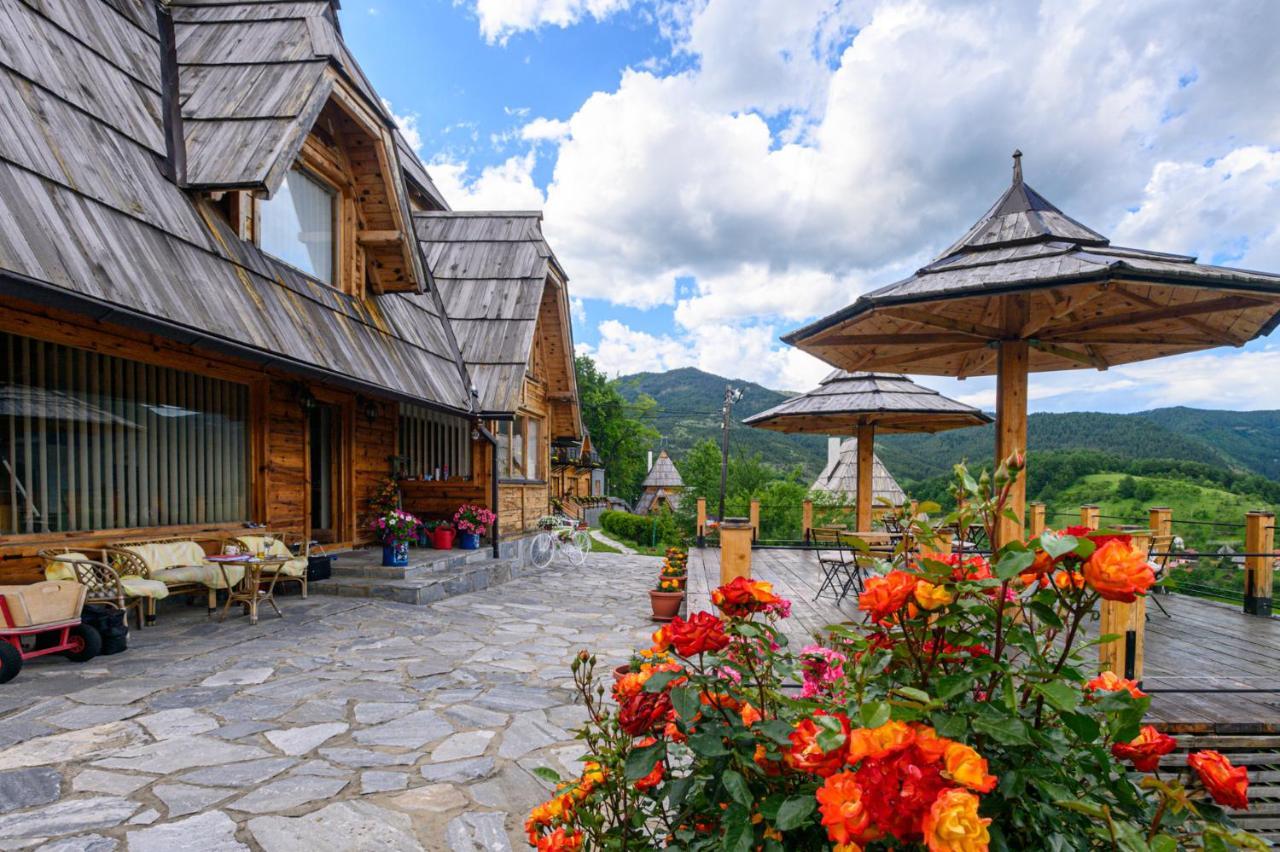 Neva Sobe Sa Pogledom Na Planine Appartement Mokra Gora Buitenkant foto